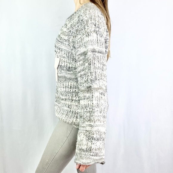 UNIVERSAL THREAD |🧶 Gray White Super Chunky Oversized Thick Knit Sweater ✨NWT!✨ - Picture 8 of 9